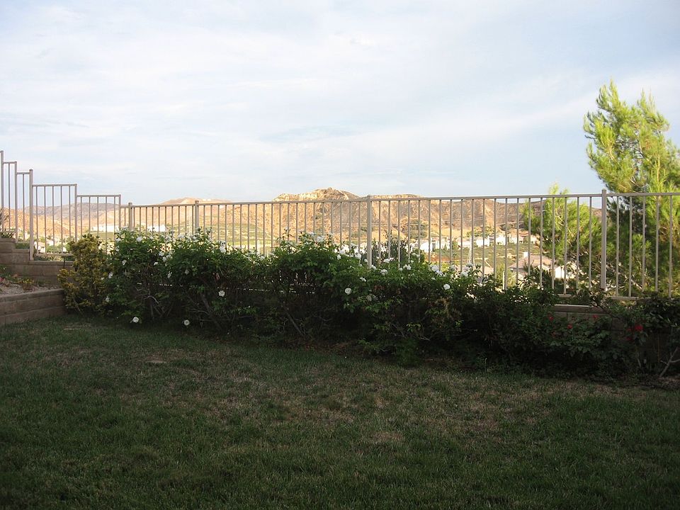 2nd image of 28420 Rock Canyon Dr