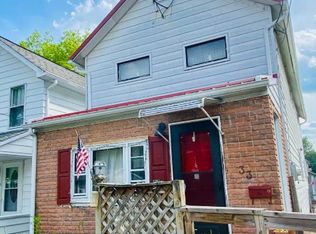 33 Davis St, Ashley, PA 18706