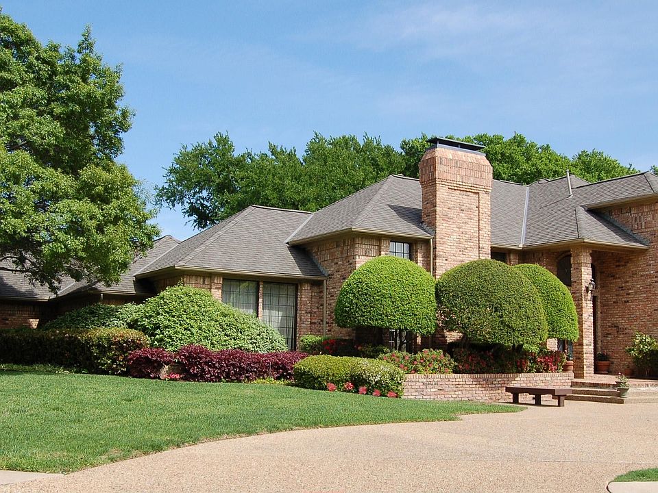 Ideally located on quiet cul-de-sac