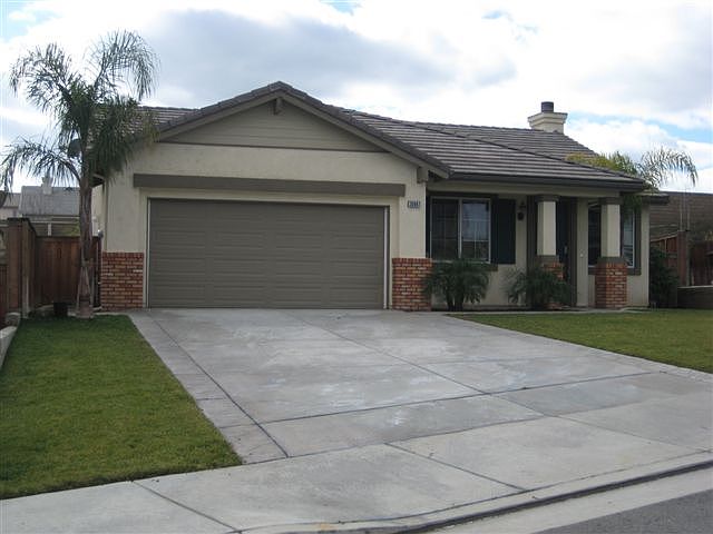 1st image of 26967 Holly Grove Ct