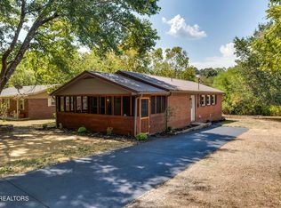 293 Jackson Ln, Decatur, TN 37322