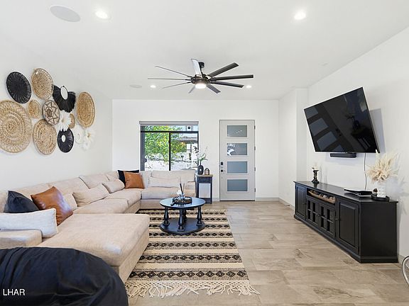 4th image of 2235 Anacapa Pl