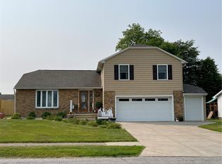 2417 E Gore Rd, Erie, PA 16510