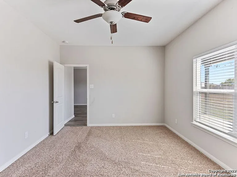 6550 Underwood Way — Photo 36