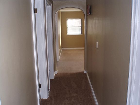 5th image of 3913 Washington Ave Unit 2