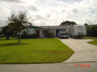 2120 NW Sunset Blvd, Jensen Beach, FL 34957