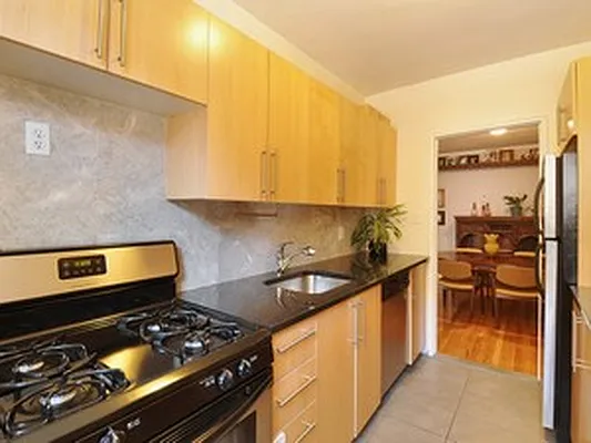 Sold by Corcoran | media 7