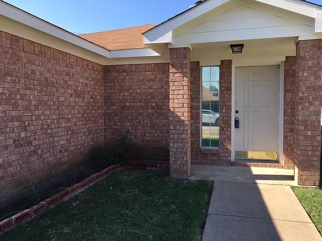 1st image of 1037 Olivewood Ln