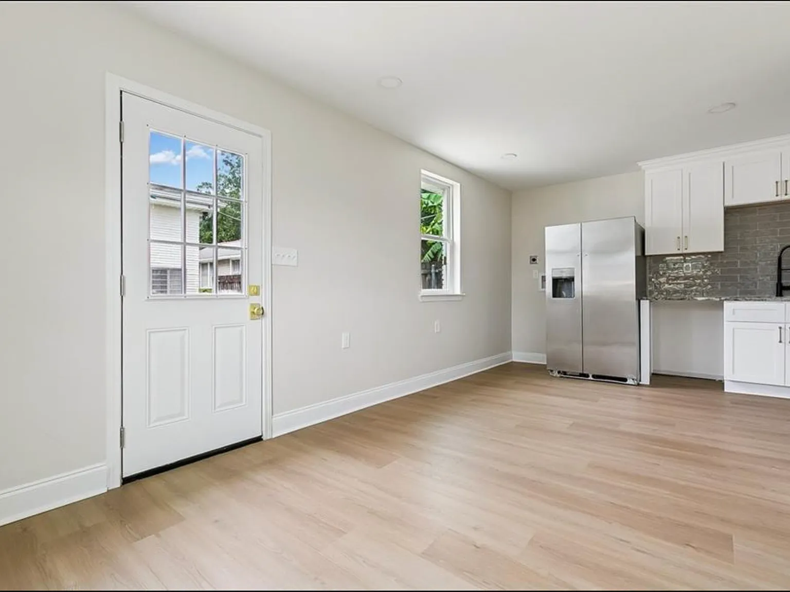 1 bed, 400 sqft, $1,500 — Photo 3