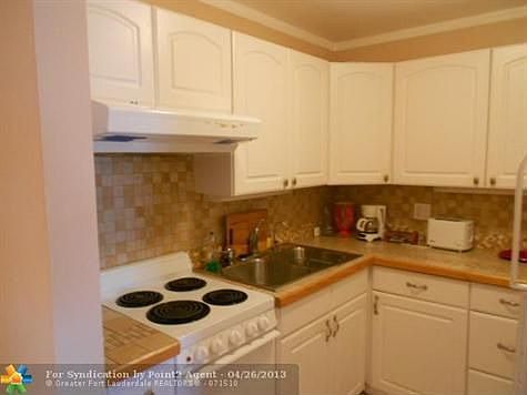 5th image of 1071 Cambridge #D