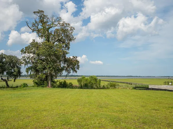 4029 Kaolin St, Charleston, SC 29407