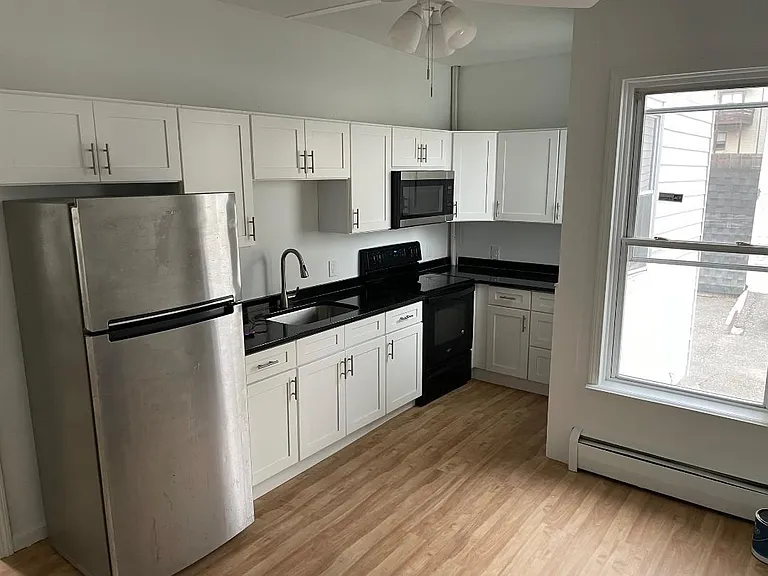 27 Summit St #2 — Photo 13