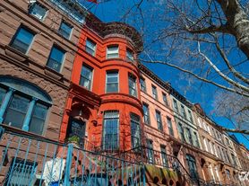 419 Hancock St, Brooklyn, NY