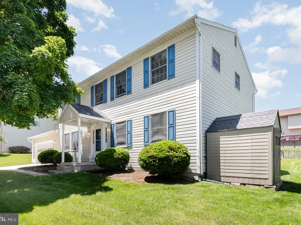 3502 Delwood Dr, Mechanicsburg, PA 17050