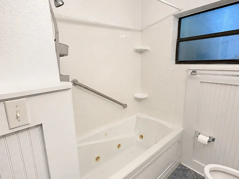 1408 E Muriel St — Photo 17