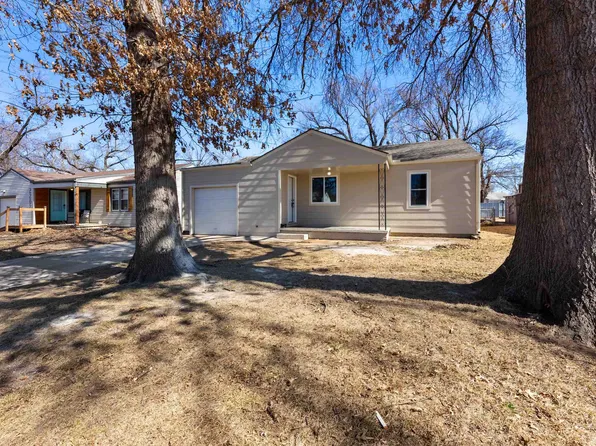 2208 S Estelle Ave, Wichita, KS 67211