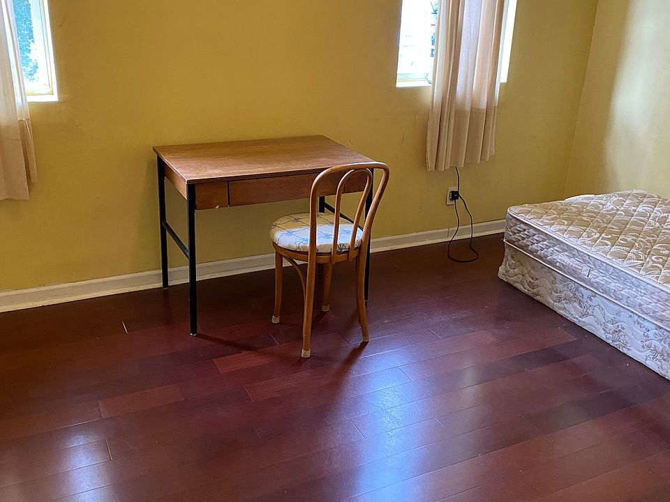 1st image of 1604 W Susquehanna Ave #1