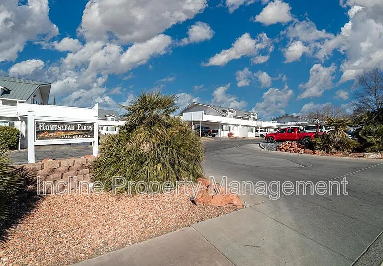 781 N Valley View Dr #16 — Photo 49