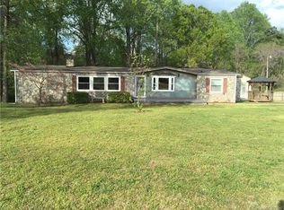 2148 Drive Inn Rd, Lincolnton, NC 28092