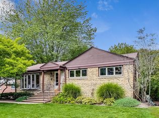 2116 Oak Ave, Northbrook, IL