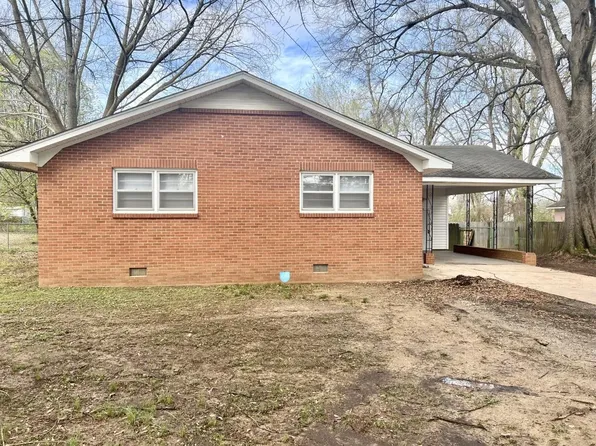 739 Paula St, Bolivar, TN 38008