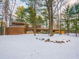 2823 Parkridge Dr, Ann Arbor, MI 48103