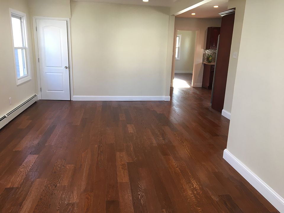 1st image of 174 Ludlam Ave