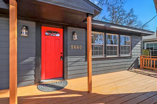 5660 Dorothy Ln Photo 1