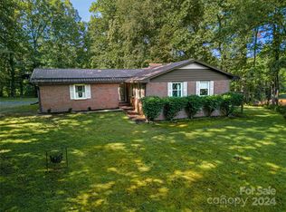 116 Otto Alexander Rd, Brevard, NC 28712