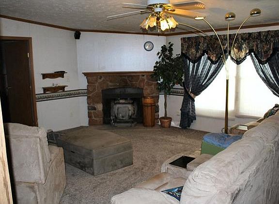 4th image of 4022 Old Salt River Rd