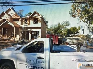 53 Forrest St, Metuchen, NJ 08840