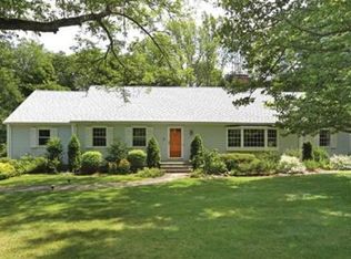 5 Fields Pond Rd, Weston, MA 02493