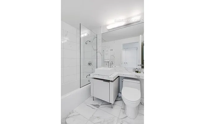Sold by Engel & Völkers New York City | media 11