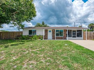 872 E 3rd St, Englewood, FL 34223