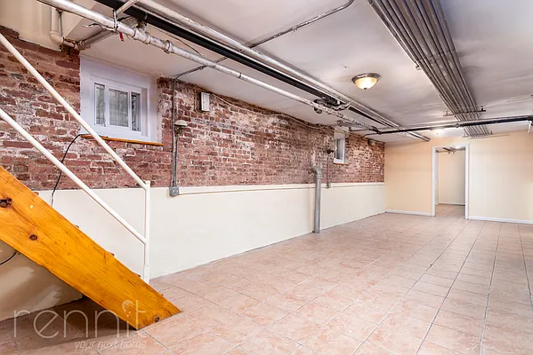 Rented by Rennit Inc. | media 31