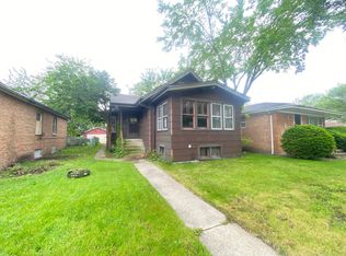 853 W 111th St, Chicago, IL 60643