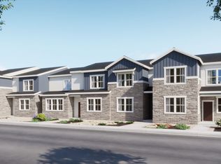 2046 S Jackson Gap St, Aurora, CO 80018