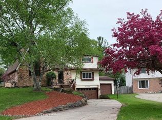 3521 Glasgow Dr, Lansing, MI