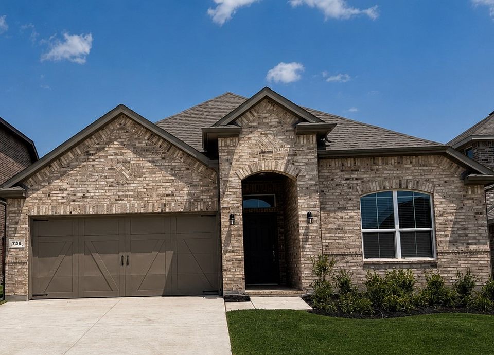1st image of 736 Soaring Hawk Dr