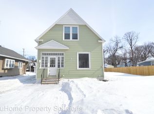 717 Chestnut St, Grand Forks, ND 58201