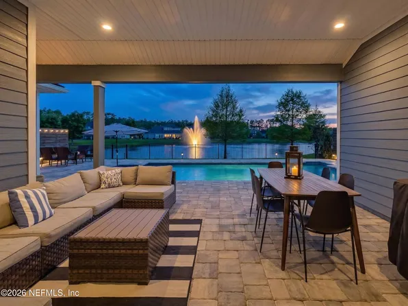 408 OXFORD ESTATES Way, St. Johns, FL 32259