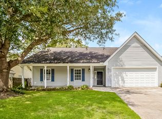 111 Retriever Ln, Goose Creek, SC 29445