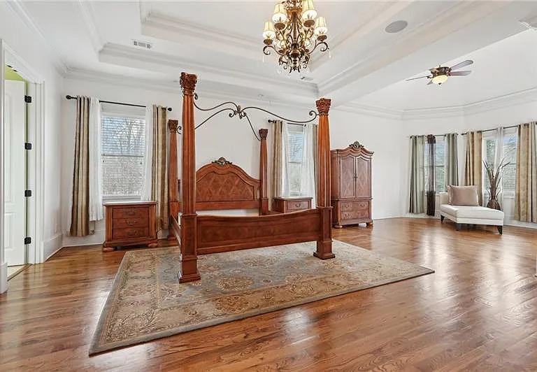 343 Summer Garden Dr — Photo 43