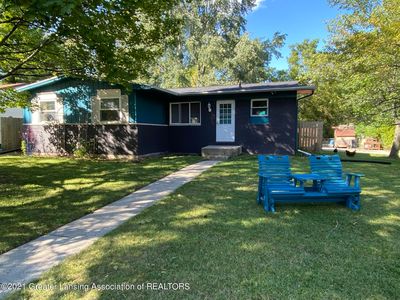 3700 S Fox Pointe St, Lansing, MI, 48911