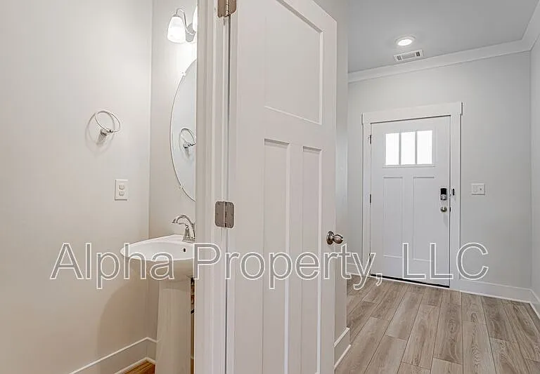 30 Mardale Ln — Photo 5