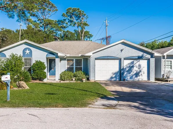 3911 Marlin Ln, La Porte, TX 77571