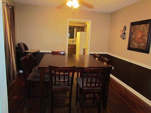 dining room view from foyer