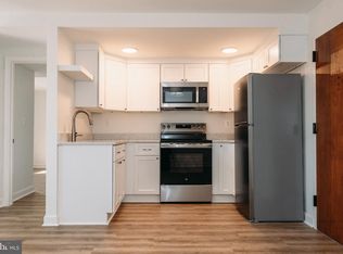 380 Broadview Ave APT 3, Warrenton, VA 20186