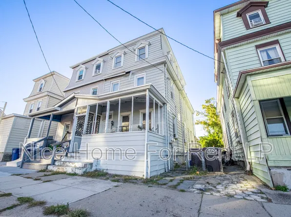 304 N Pavilion Ave #2, Riverside, NJ 08075