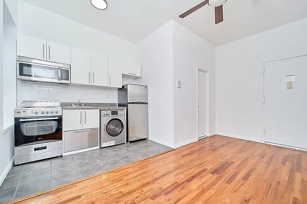 Rented by Living New York | media 13